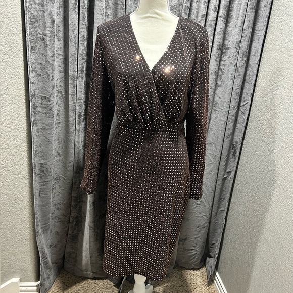 Calvin Klein sequence cocktail dress - Picture 4 of 7